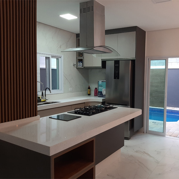 Sobrado de 148m2 com Piscina e Área Gourmet Integradas